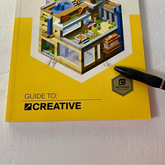 Mojang Minecraft Book Lot - Guide To: Enchantments & Potions, Exploration, & Cre - Picture 6 of 11